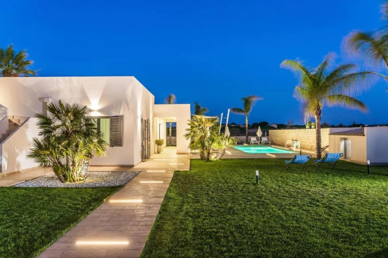 Villa Nica Reitani