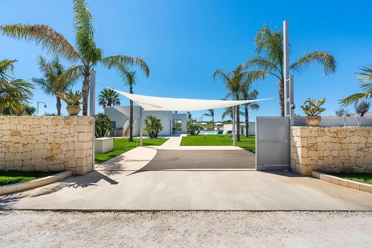 Villa Nica Reitani